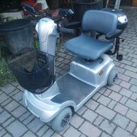 Scooter elettrico per anziani