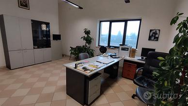 CAPANNONE IMMOBILIARE  COMMERCIALE 
