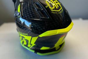 Casco carbonio