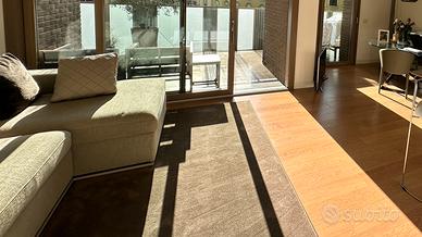 Divano letto con chaise longue - Pari al nuovo