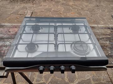 piano cottura a gas 