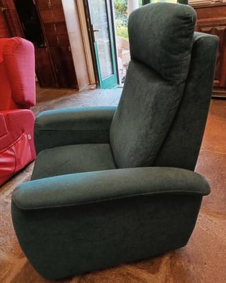 POLTRONA PER ANZIANI E DISABILI ALZA PERSONA