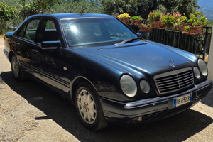 Mercedes benz E200 KOMPRESSOR