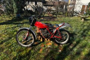 Moto trial fantic motor