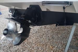 Motore 5000 mpi con piede bravo tre