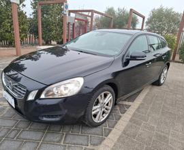 Volvo V60 D2 1.6 D 115cv 6 Marce ok Neopatentati