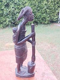 statuetta africana in legno