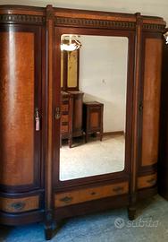 mobile camera in legno massello lavorato 