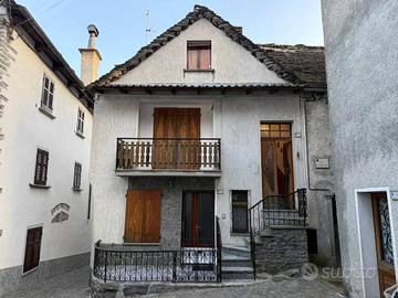 Casa indipendente di 128 m² con 5 locali a Santa M