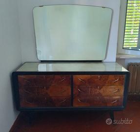 Comò in legno anni '60