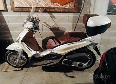 Piaggio Beverly 300