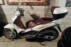 Piaggio Beverly 300