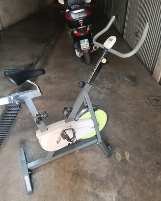 ciclette spinning da camera