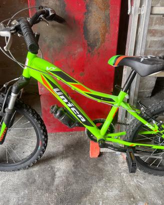 Bicicletta 20’’   Per età 6-8 anni circa