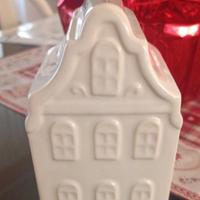 Casetta in ceramica nuova