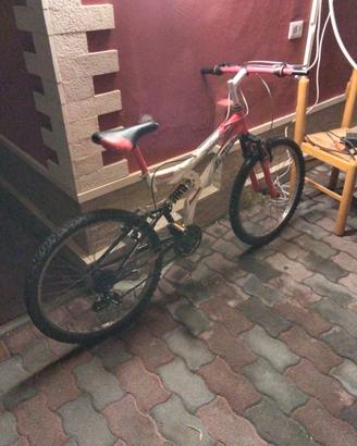 bicicletta 26 nuovissima 