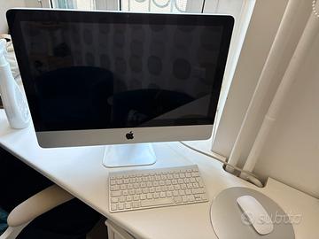 Imac 2010, con tastiera e mouse wireless