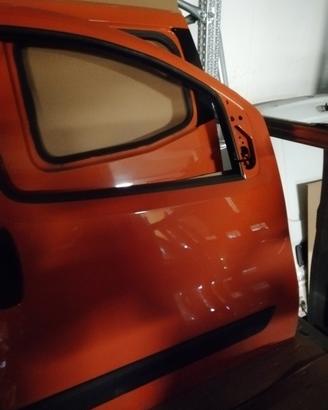 Porta anteriore dx FIAT QUBO del 2010