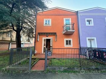 Casa schiera di testa