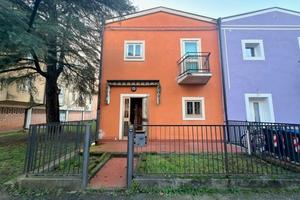 Casa schiera di testa