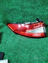 STOP FANALE POSTERIORE SINISTRO MASERATI Levante S