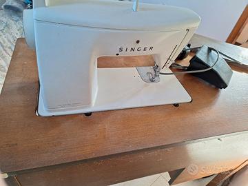 macchina da cucire Singer 744 con mobile