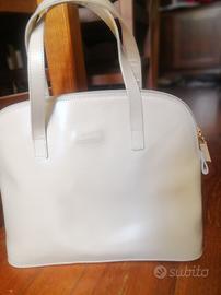 Fendissime borsa firmata a spalla 