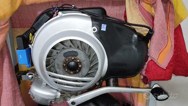 Blocco motore vespa p200 Originale Piaggio