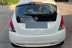 Autovettura ben tenuta unico proprietario