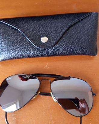 Occhiali da sole Ray-Ban RB3030 OUTDOORSMAN