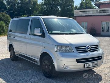 Volkswagen Multivan 2.5 TDI/174CV Highline