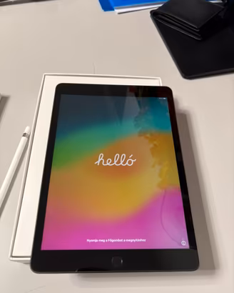 iPad 9ª Gen 256GB + Apple Pencil + Cover + Scatole