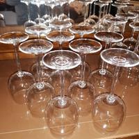 Set bicchieri per vino