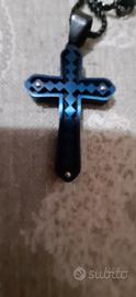 collana con croce 