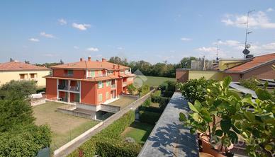 4 LOCALI A TRAVERSETOLO