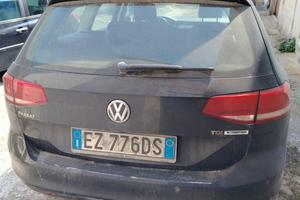 Passat sw b8 1600 TDI 2015 manuale da rivedere