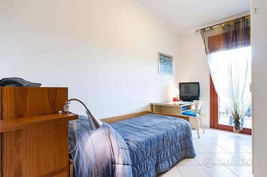 Stanza in appartamento di 90 m² a Roma