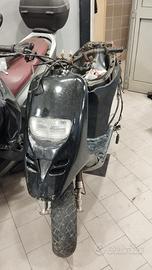 Vari ricambi Gilera/Piaggio  Typhoon/Storm