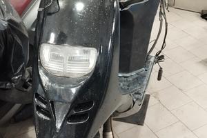 Vari ricambi Gilera/Piaggio  Typhoon/Storm