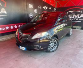 Lancia Ypsilon 1.2 69 CV 5 porte S&S Gold