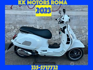 Piaggio Vespa 300 GTS hpe - KM 4088 - 2023