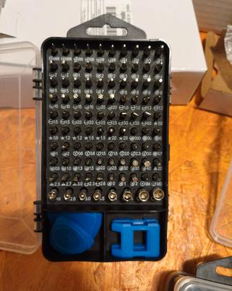 Set di cacciaviti di precisione 115 in 1
