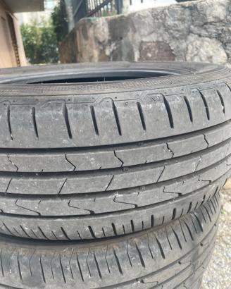 Pneumatici estivi hankook