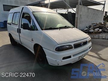 FIAT SCUDO AUTOBUS 220 2.0 JTD 109CV - Ricambi