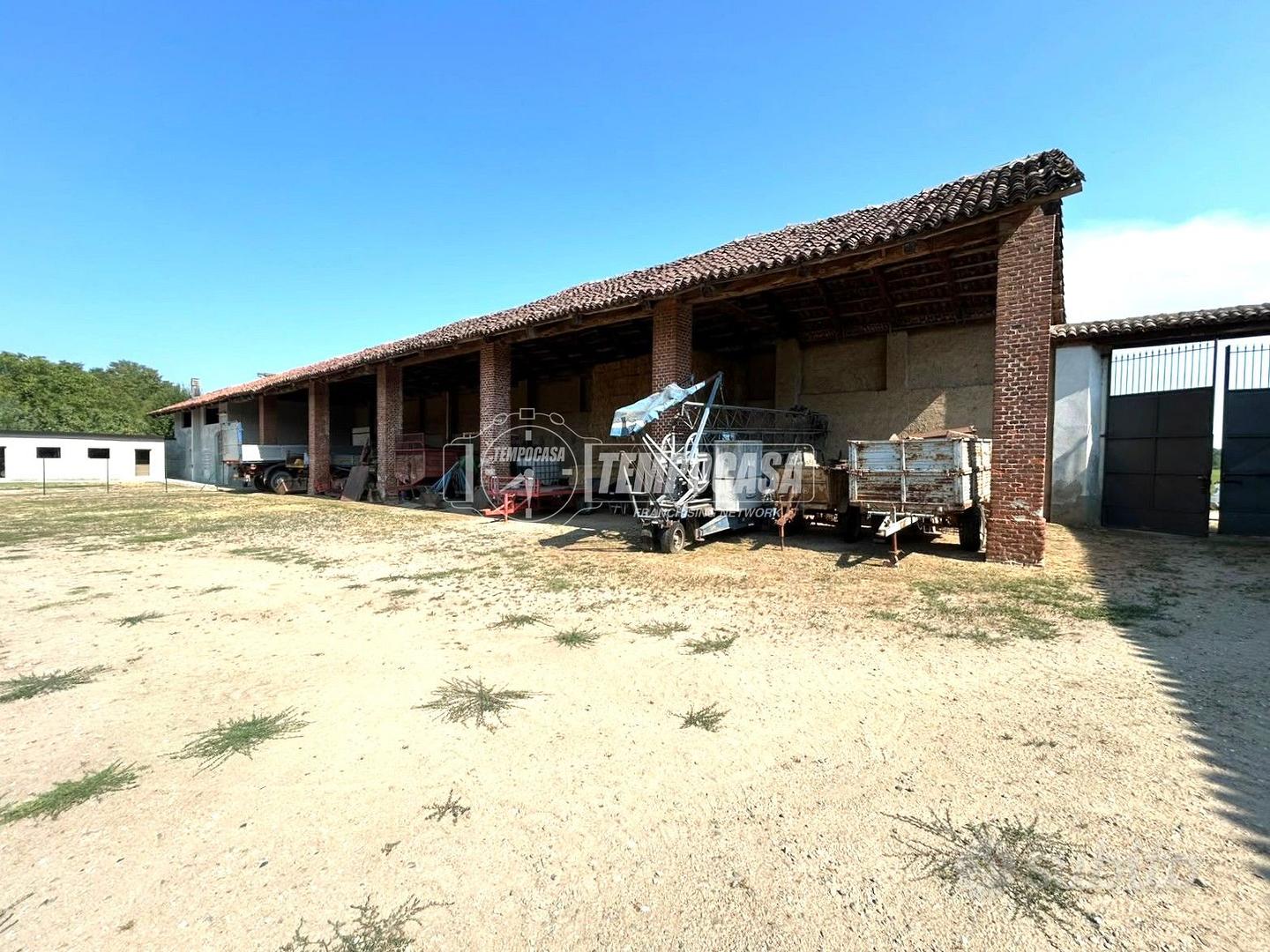 CASCINALE INDIPENDENTE CON TERRENO! - Vista 3