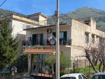 5 LOCALI A TORRETTA