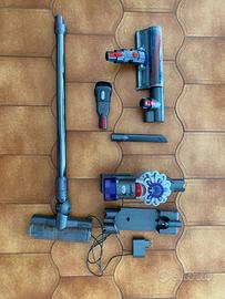 Dyson V8 Absolute completo con accessori