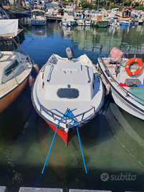 Motoscafo vetroresina quasi 6 metri