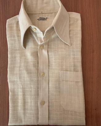 Camicia fatta dalla camiciaia