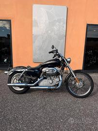 Harley-Davidson 883 Custom (2006 - 07) - XL 883C